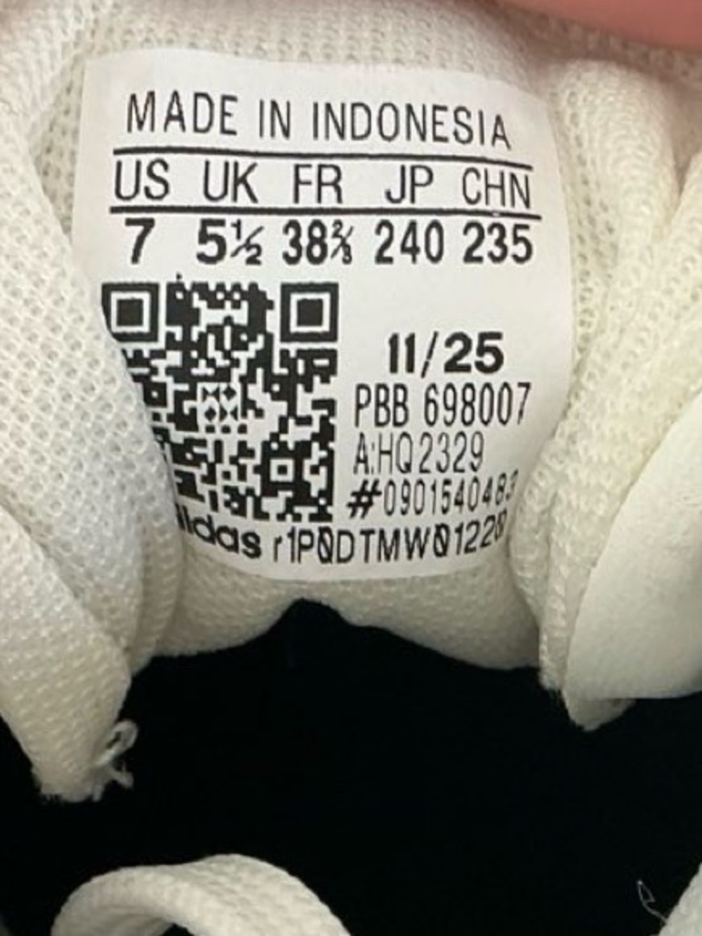 adidas White Runvista Trainers - Picture 6 of 6